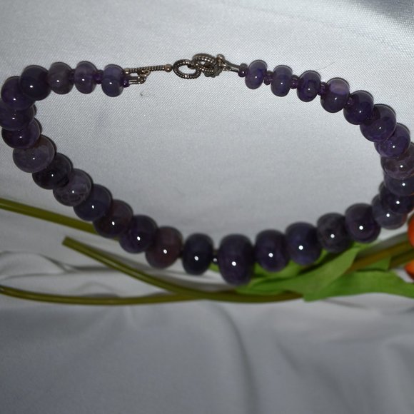 Amy Kahn Russell Purple Agate Bead Necklace - Picture 5 of 7